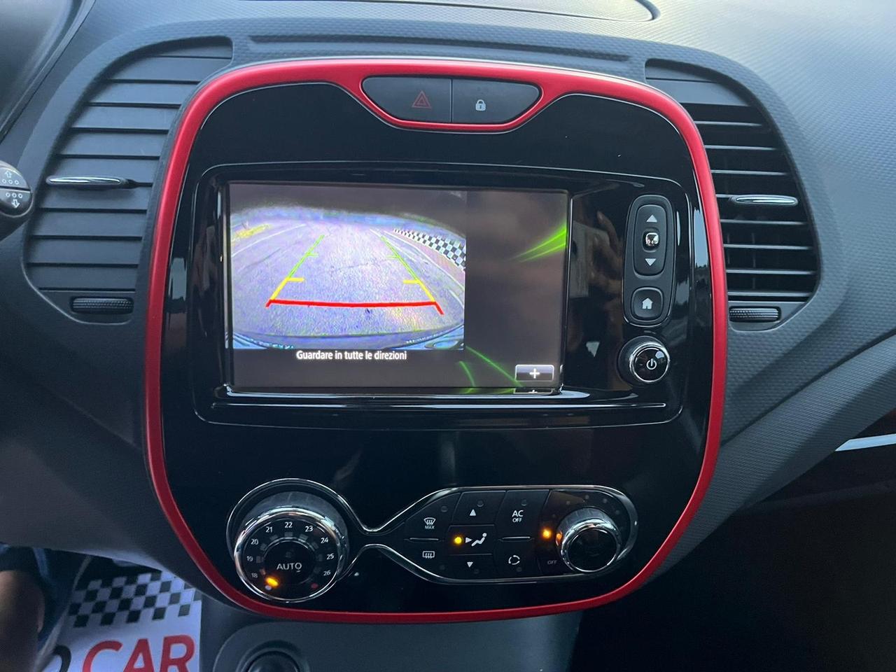 Renault Captur 1.5 dCi Project Runway Unipro 2015