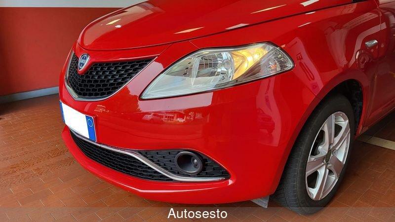 Lancia Ypsilon Ypsilon 1.2 69 CV 5 porte Silver