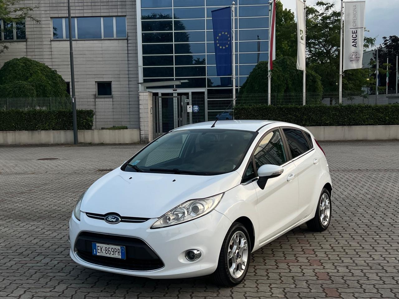 Ford Fiesta 1.4 5 porte Bz.- GPL Titanium