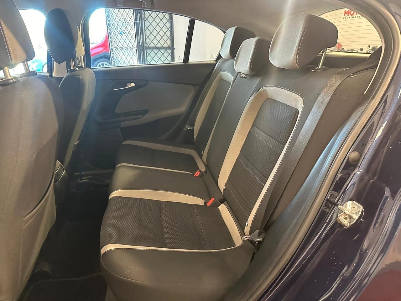 Fiat Tipo 1.6 Mjt S&S 5 porte S-Design