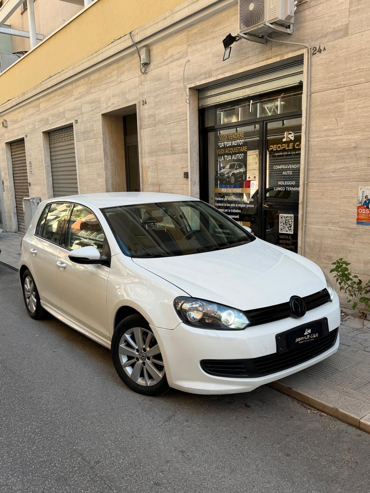 Volkswagen Golf 1.4 benzina **DISTRIBUZIONE**