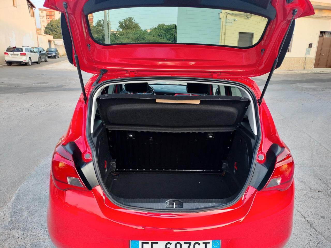 Opel Corsa 1.2 5 porte b-Color 97.000km