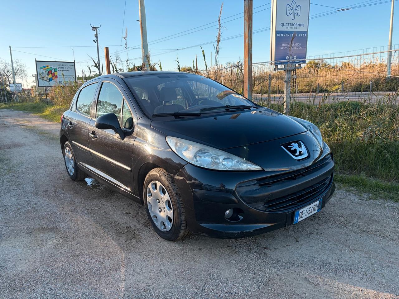 PEUGEOT 207 1.4 HDI 70 CV ADATTA NEOPATENTATI