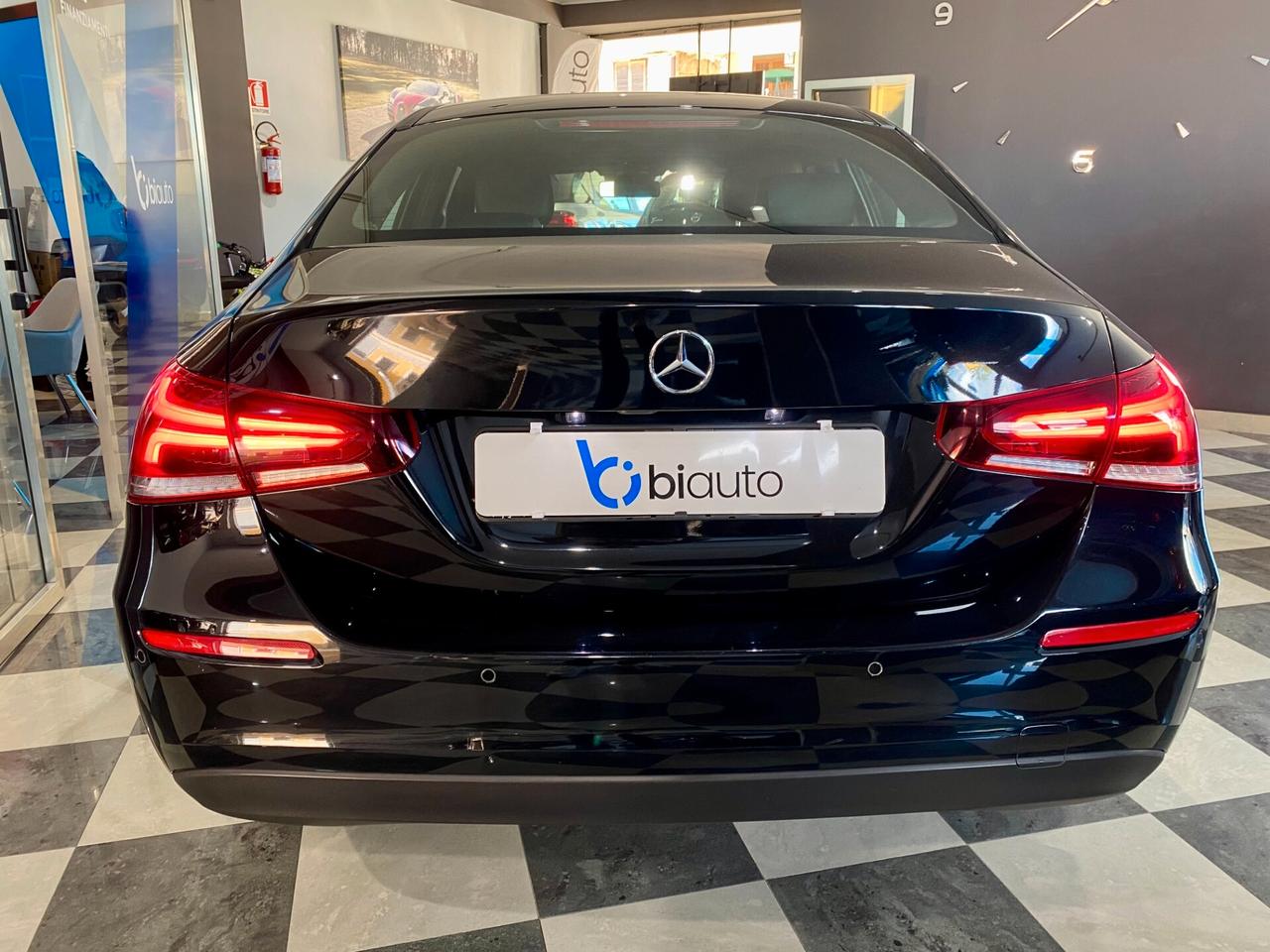 Mercedes-benz A 180 d Sedan Automatic Sport-2019