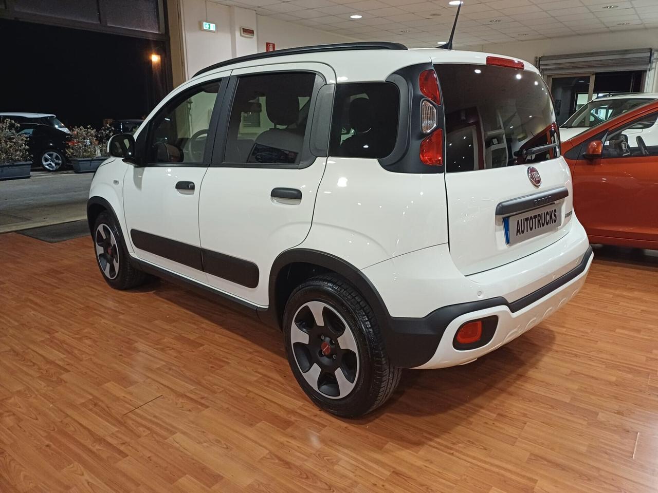 Fiat Panda 1.0 FireFly S&S Hybrid City Cross