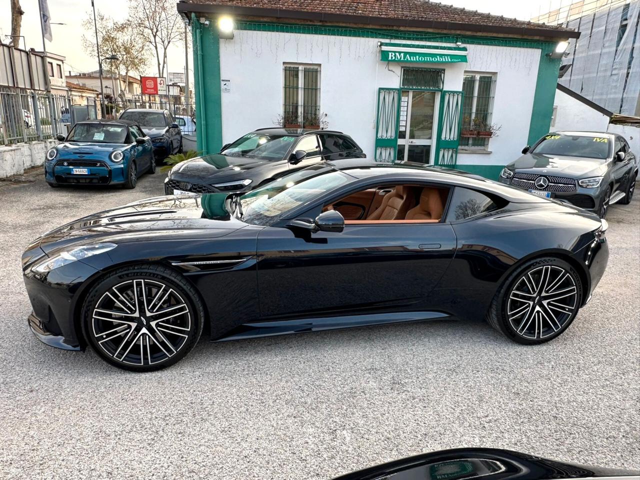 ASTON MARTIN DB12 V8 COUPE 680CV - IVA - GARANZIA ESTESA 2028