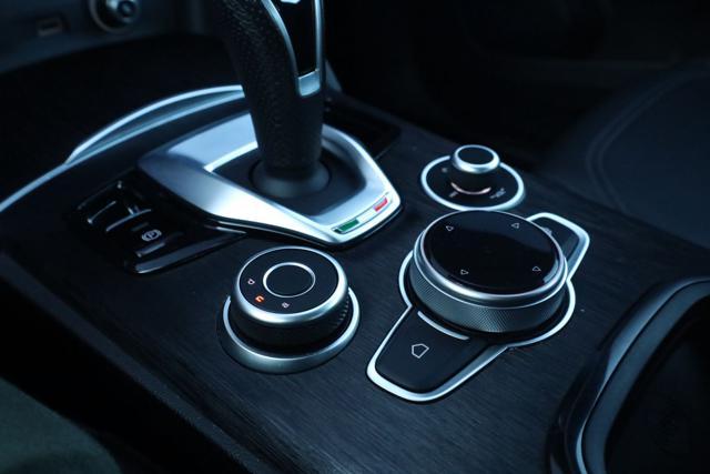 ALFA ROMEO Stelvio 2.2 Turbodiesel 160 CV AT8 Sprint
