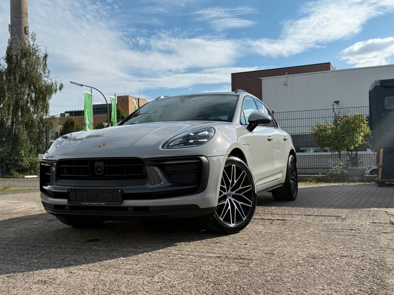 Porsche Macan 2.0 T/TETTO/SPORT CHRONO/PELLE TOTALE/MATRIX/