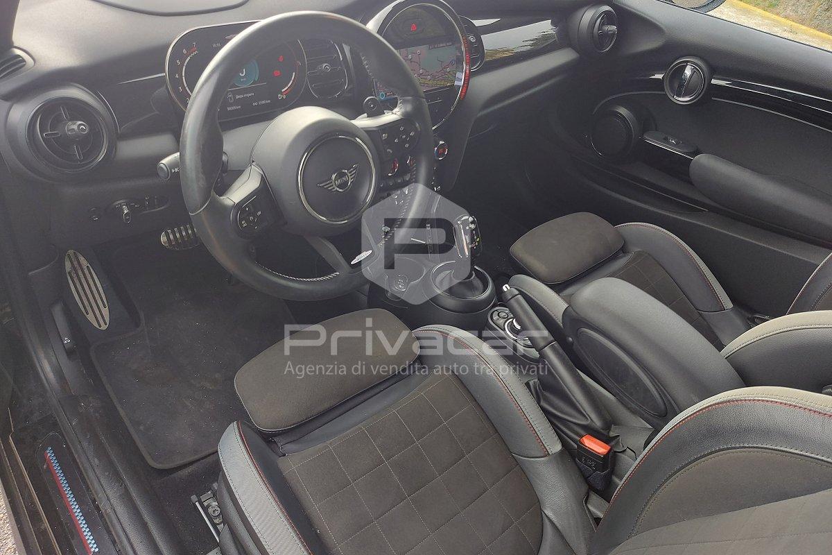MINI Mini 2.0 John Cooper Works JCW