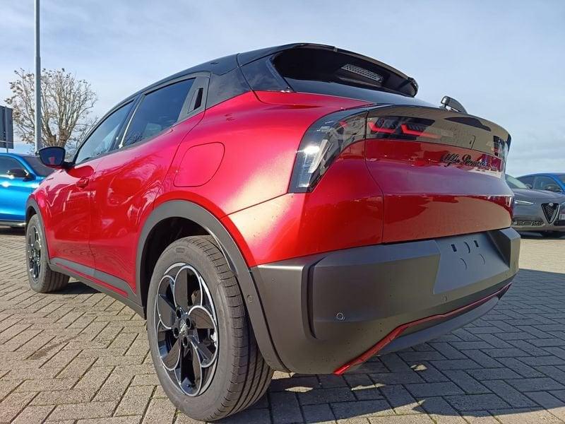 Alfa Romeo Junior BEV 156CV/115kW elettrica SPECIALE