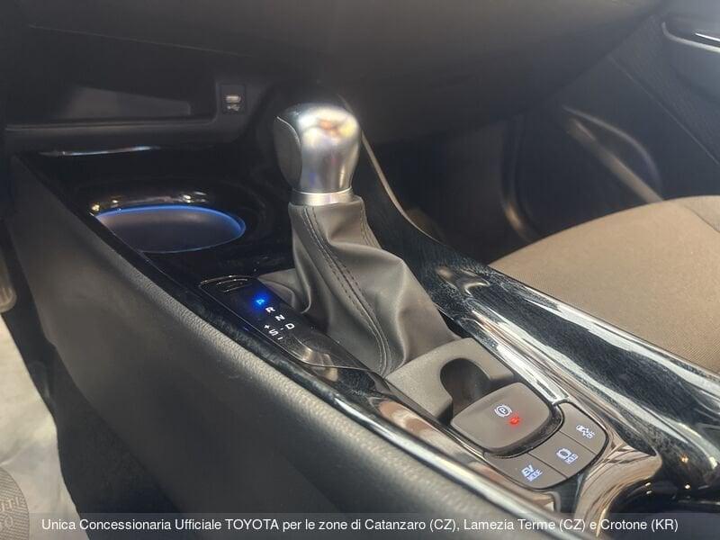 Toyota C-HR 2.0 Hybrid E-CVT Comfort