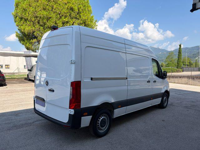 MERCEDES-BENZ Sprinter F39/33 311 CDI FWD TA Furgone