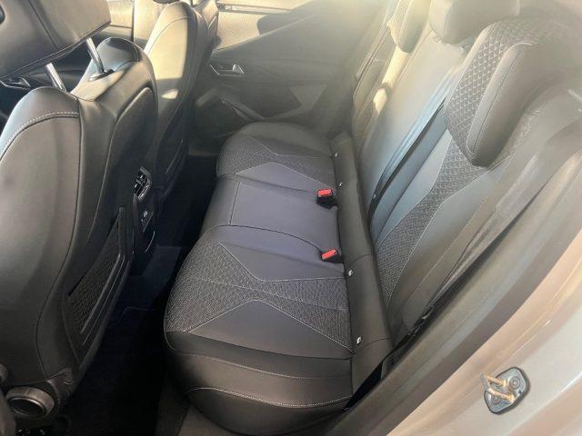 DS AUTOMOBILES DS 4 E-Tense 225 Cross Trocadero plug-in