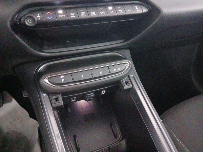 FIAT 600 1.2 hybrid 145cv auto