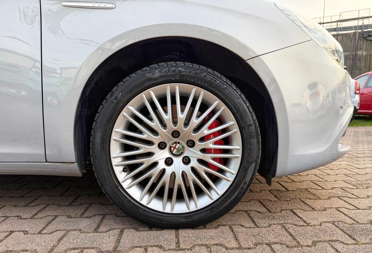 Alfa Romeo Giulietta 1.4 Turbo MultiAir TCT Exclusive AUTOMATICA