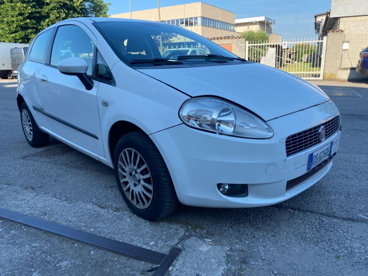 Fiat Grande Punto Grande Punto 1.4 3 porte Active Natural Power