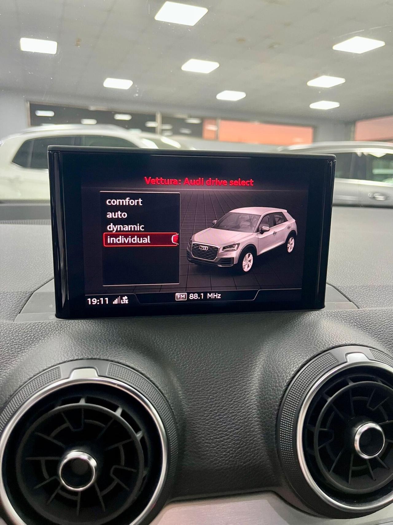 Audi Q2 1.6 TDI S-LINE