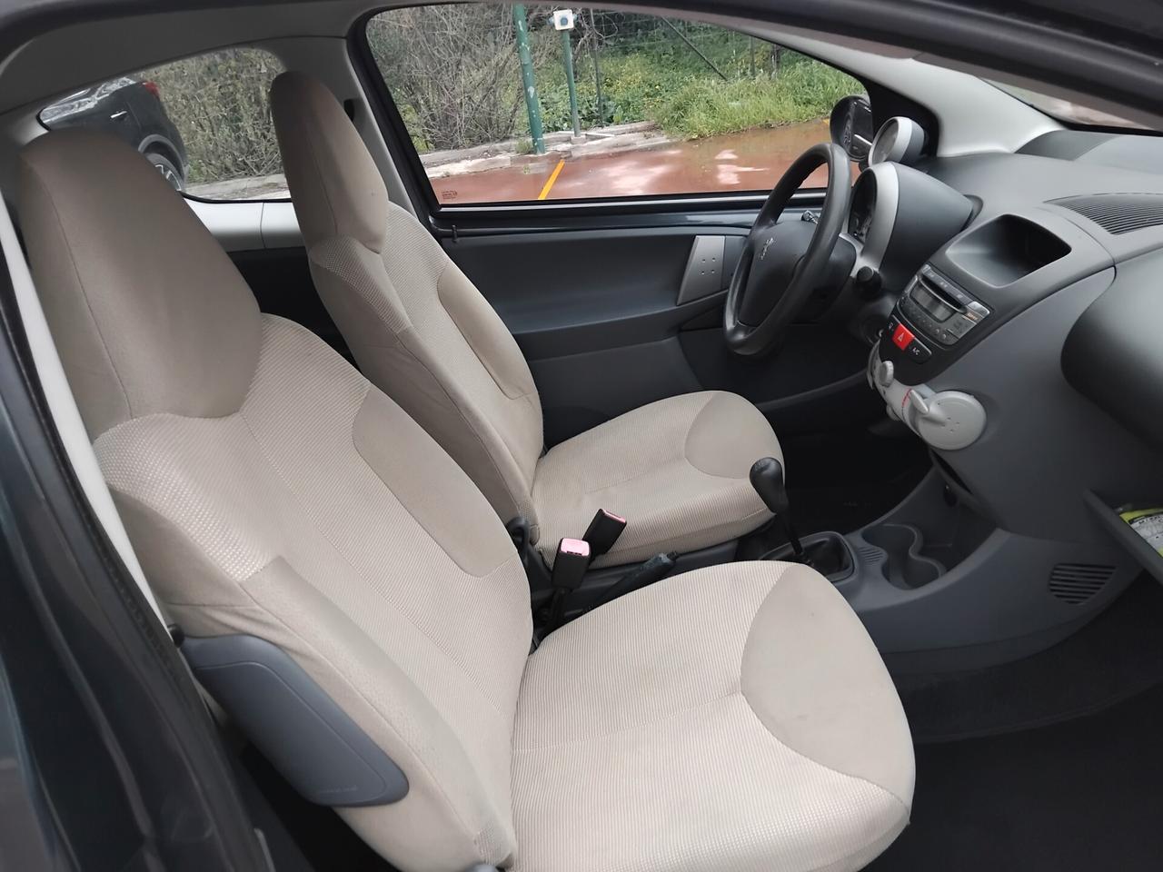 PEUGEOT 107 DESIR CLIMA RADIO