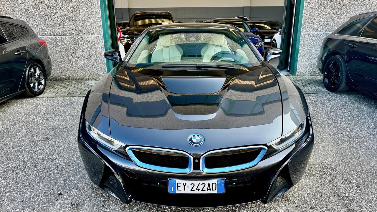 Bmw i8 hybrid full,pacchetto luci telecamera 360