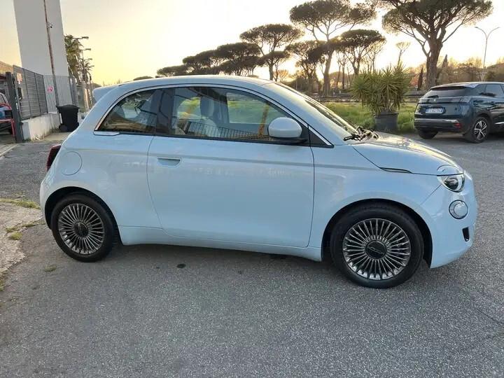 Fiat 500 500e Berlina 42 kWh Icon