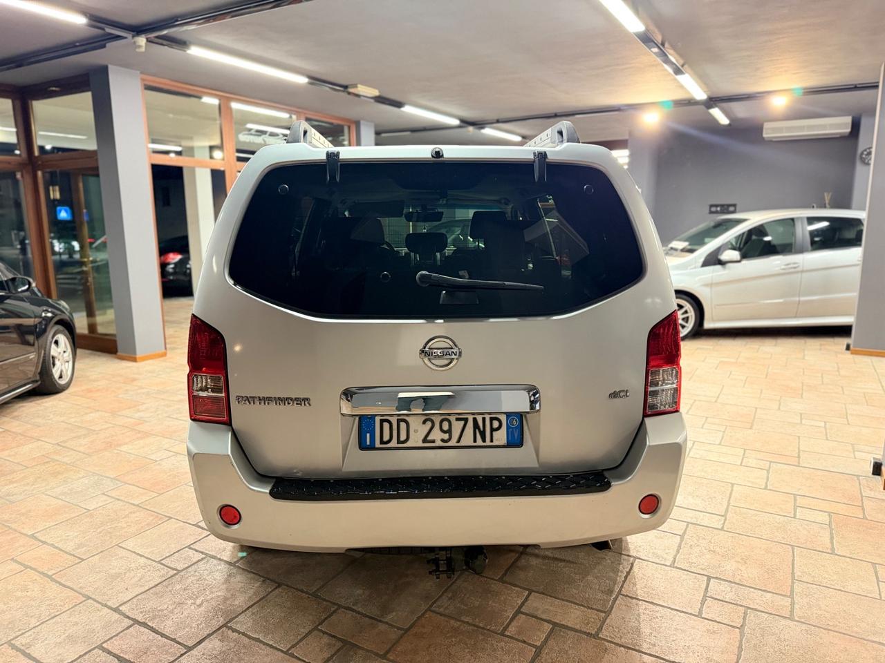 Nissan Pathfinder 2.5 dCi XE Plus