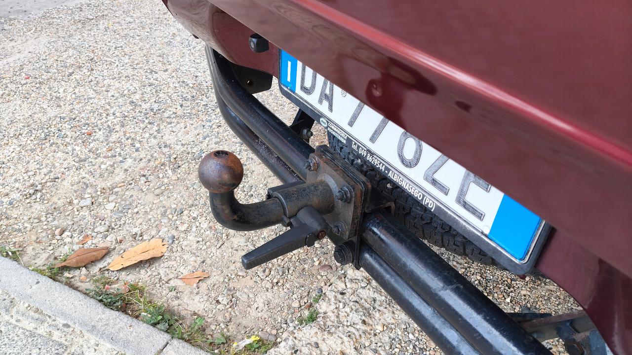 Isuzu D-Max 3.0 TD LS Aut e Gancio traino