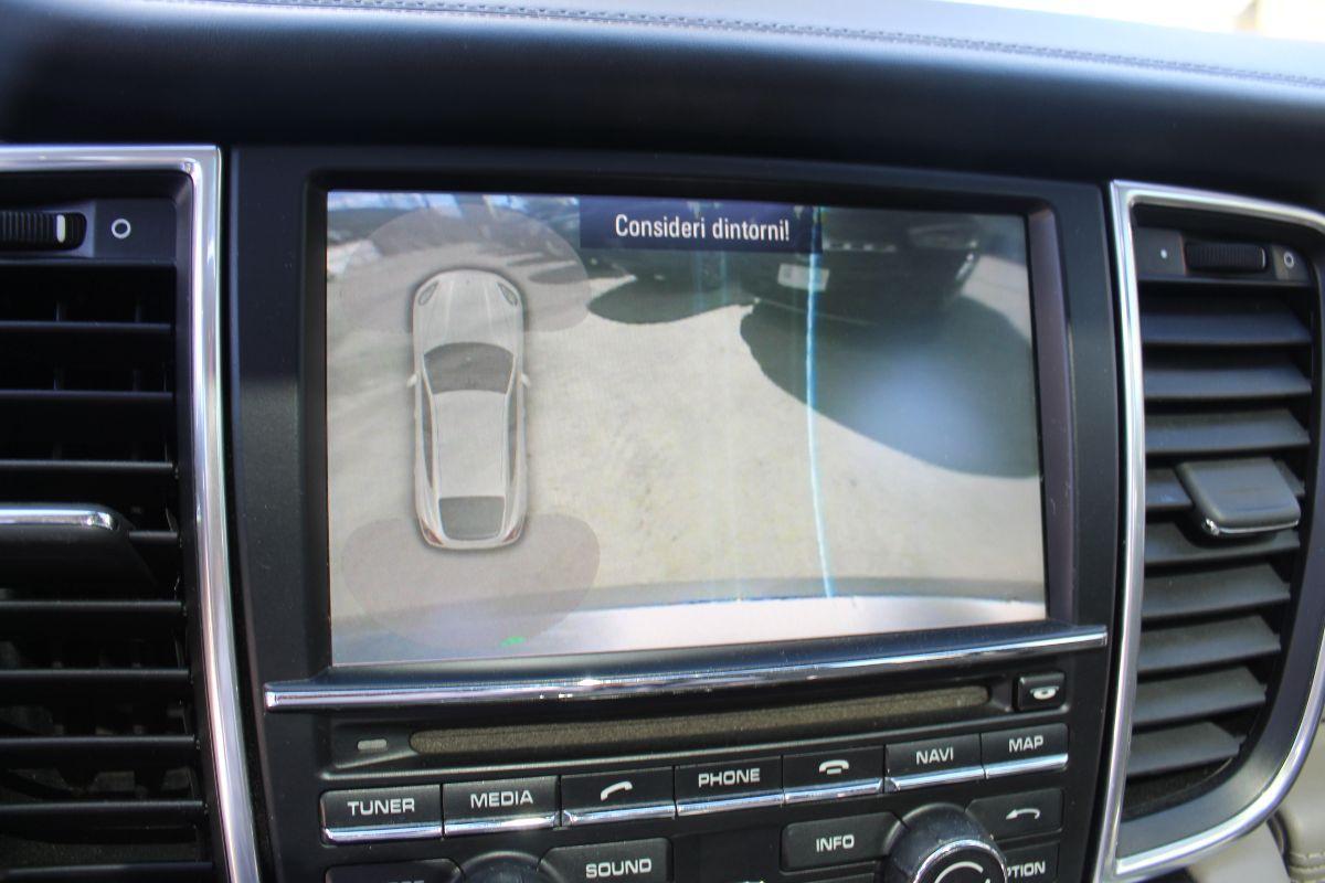 PORSCHE - Panamera - 3.0 Diesel