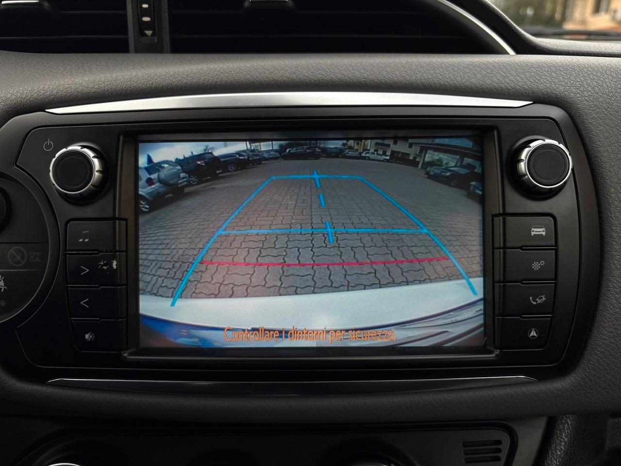 TOYOTA YARIS 5/P 1.4 D4D TAGLIANDATA SI NEOPAT.