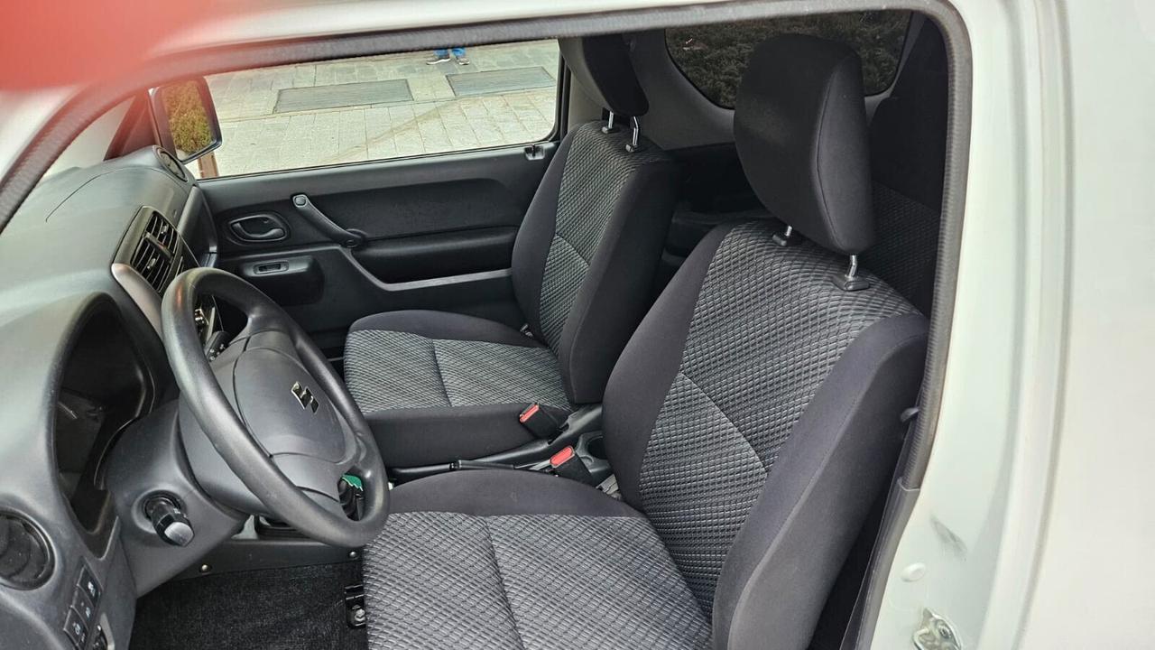 Suzuki Jimny 1.3 4WD Evolution