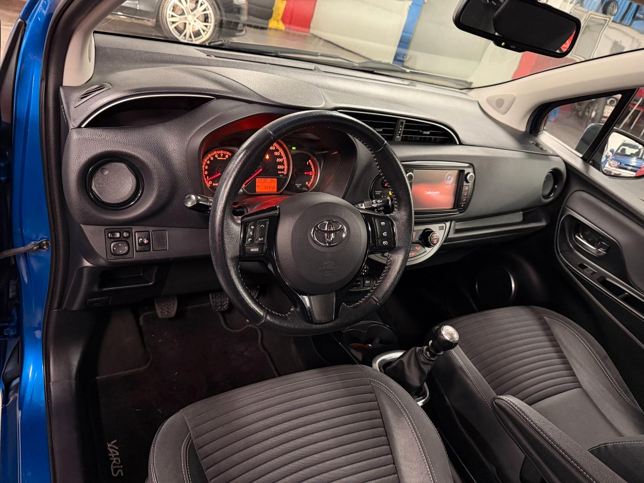 Toyota Yaris 1.3 5 porte Lounge