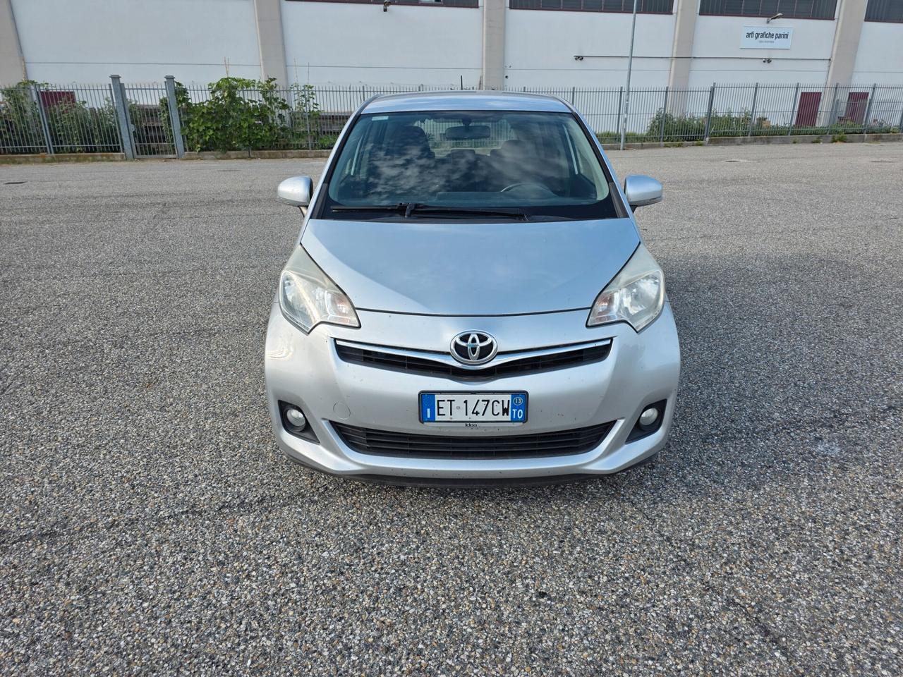 Toyota Verso-S 1.4D MT Style TAGLIANDI UFFICIALI