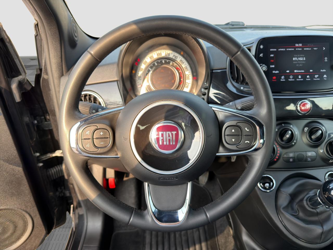 FIAT 500 (2015--->) 500 1.0 Hybrid Club