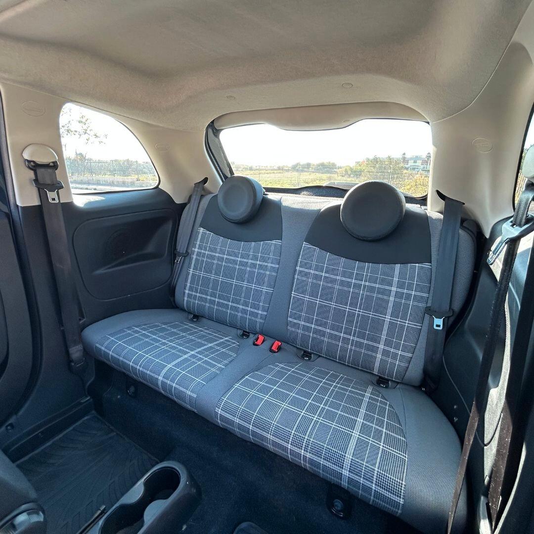 Fiat 500 1.2 Lounge **soli 11.700km!!**