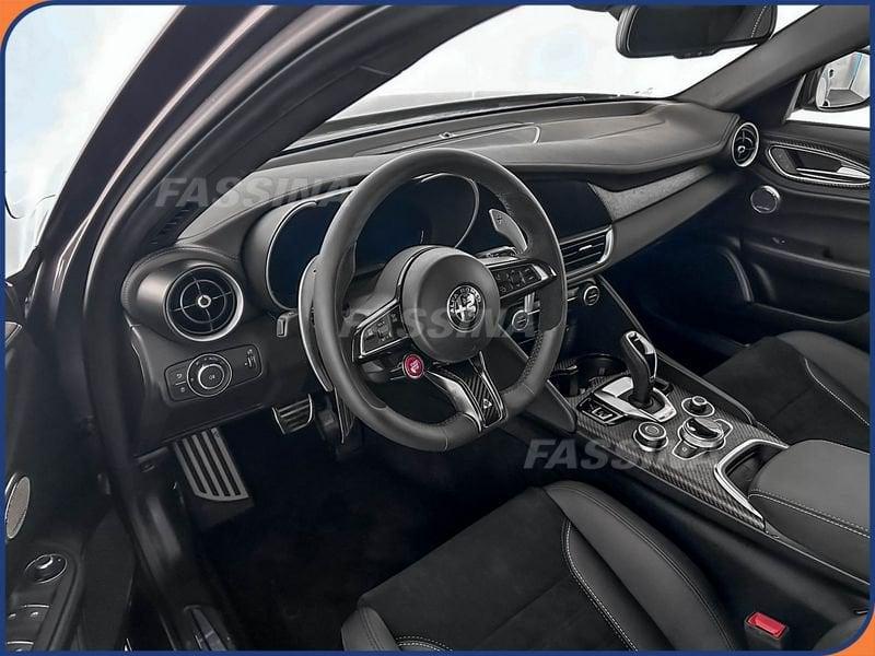 Alfa Romeo Giulia Giulia 2.9 V6 Bi-Turbo AT8 Quadrifoglio 520CV