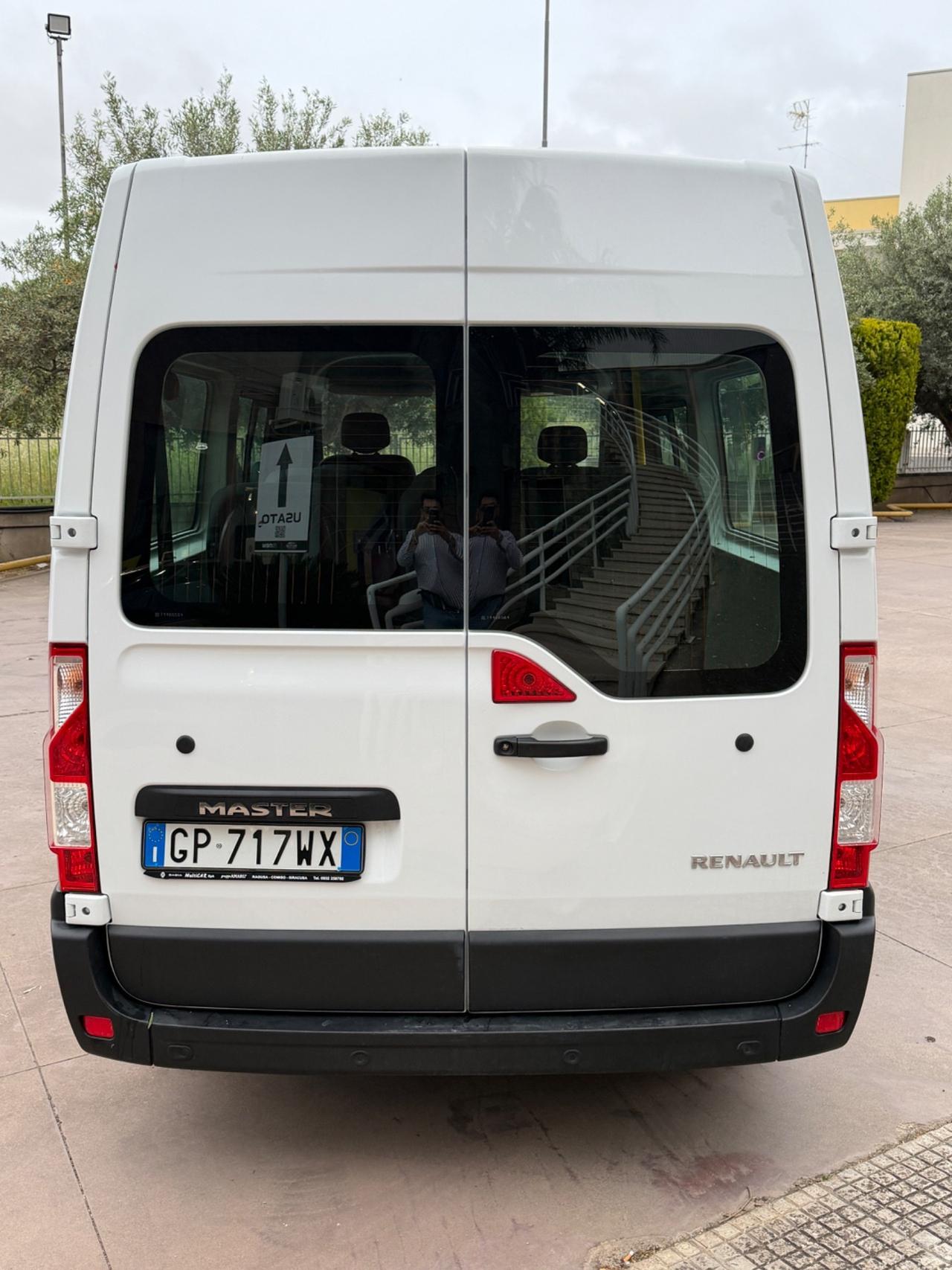 Renault Master T35 2.3 dCi 150 9 Posti Minibus