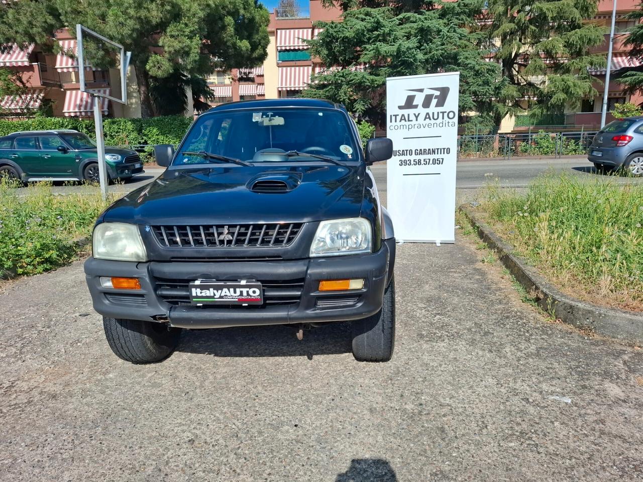 Mitsubishi L200 2.5 TDI 4WD Club Cab Pick-up GLS