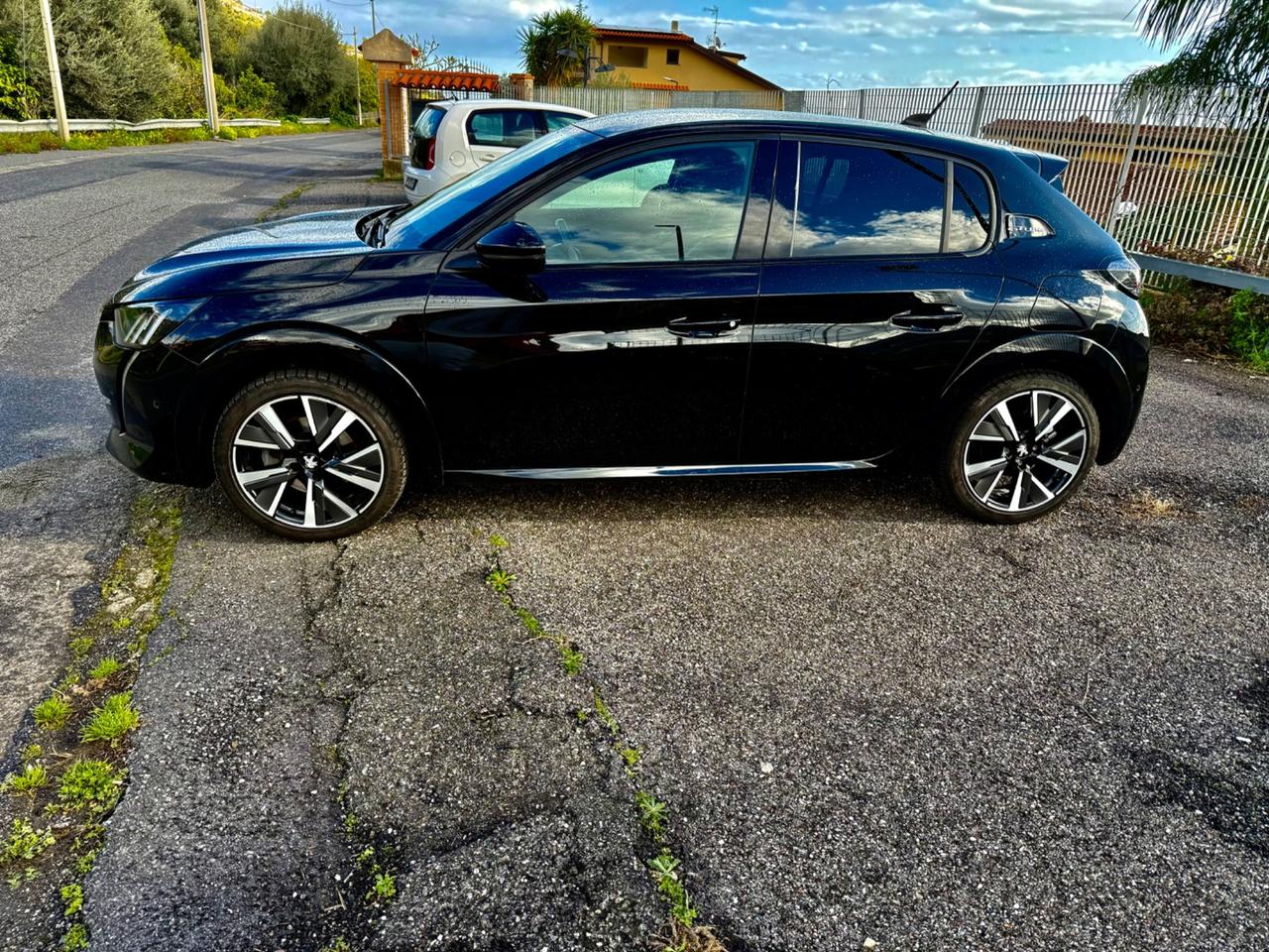 PEUGEOT 208 BLUEHDI 100 CV GT LINE