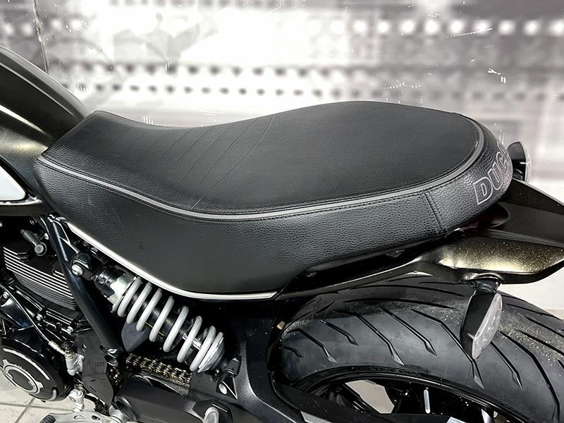 Ducati Scrambler 800 Icon