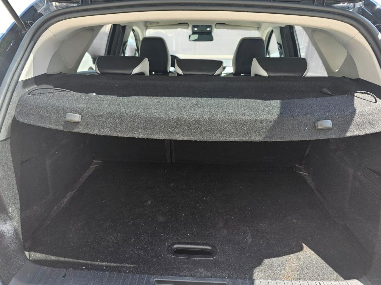 Renault Captur 1.6 E-Tech hybrid Intens 145cv auto