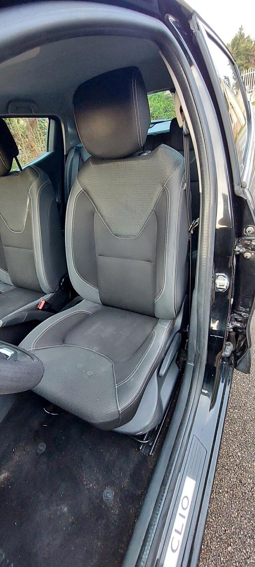 CLIO TCE 900 BENZINA/GPL DI SERIE 90 CV NAVIGATORE TELEFONO SENSORI FULL FULL IMPECCABILE