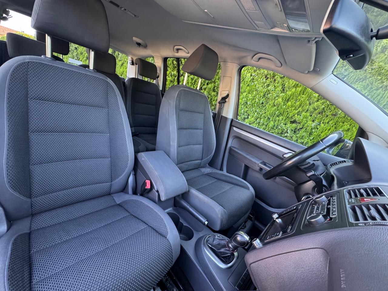Volkswagen Touran 1.6 d, euro 5, anno 2012, 7 posti, cambio automatico!