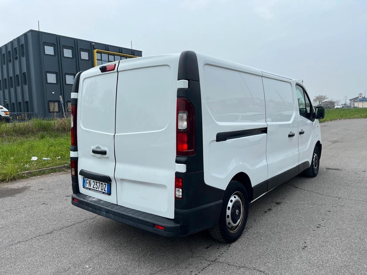 Renault Trafic T29 1.6 dCi 125CV **+IVA**