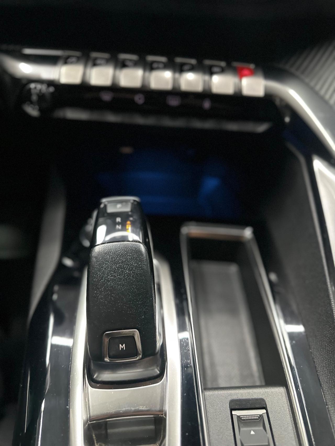 Peugeot 3008 BlueHDi 130cv