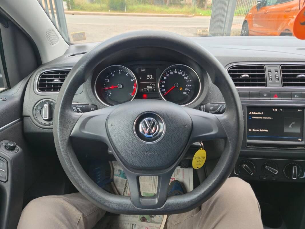 Volkswagen Polo 1.0 mpi Comfortline 75cv 5p