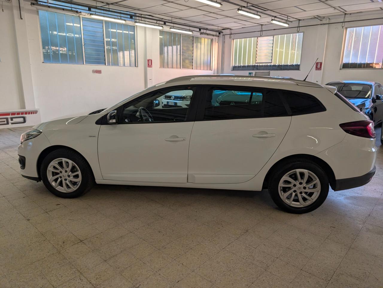 Renault Megane Mégane dCi 110CV limited