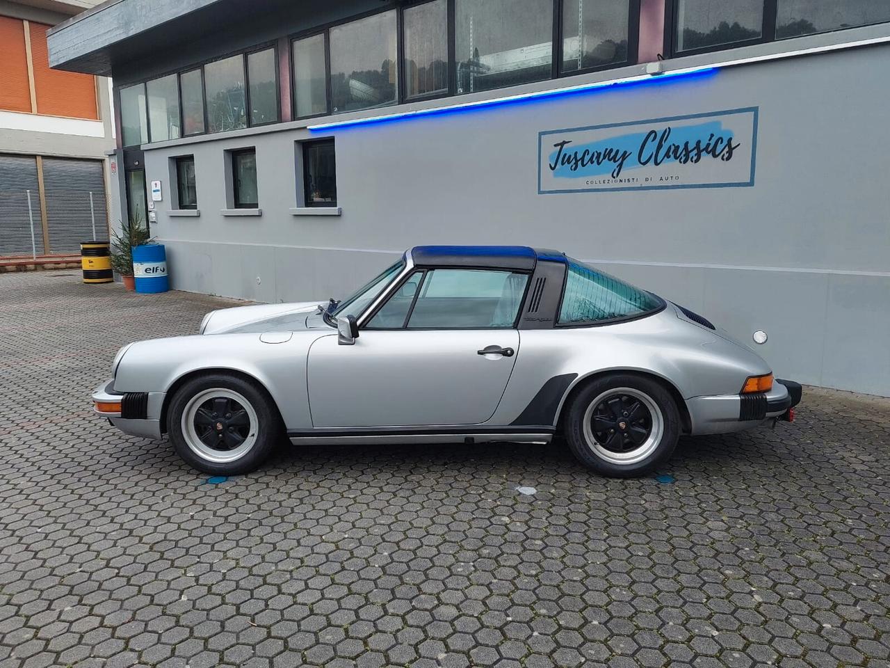 Porsche 911 Carrera 3.2 Targa