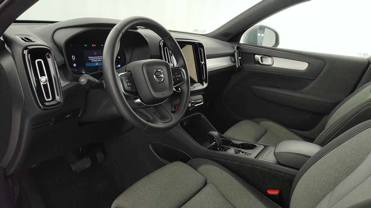 VOLVO XC40 2.0 b3 Core auto