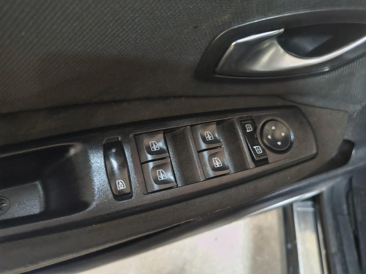 Renault Scenic Scénic 1.5 dCi 110CV Dynamique 7 POSTI