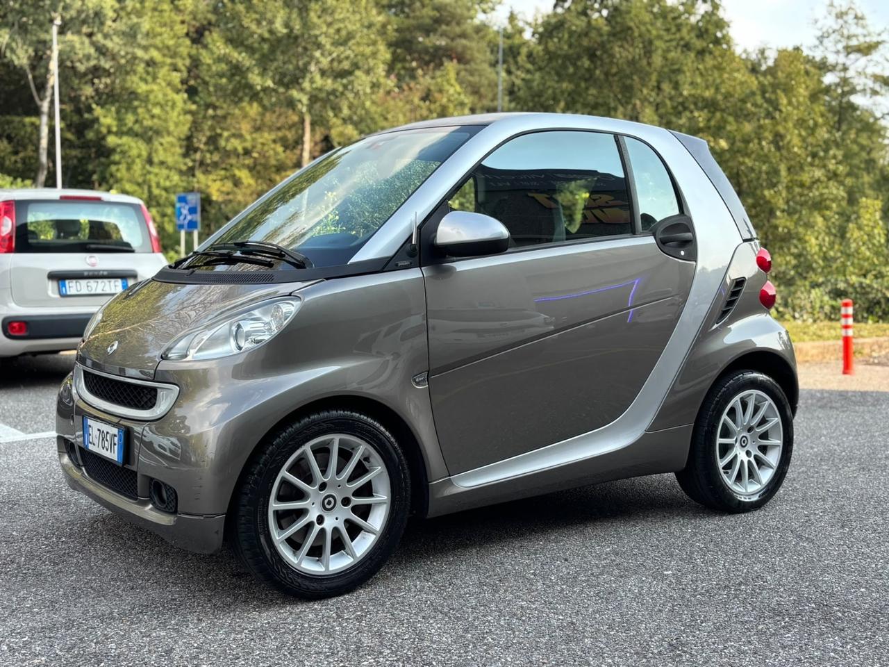 Smart ForTwo 1000 52 kW coupé pure