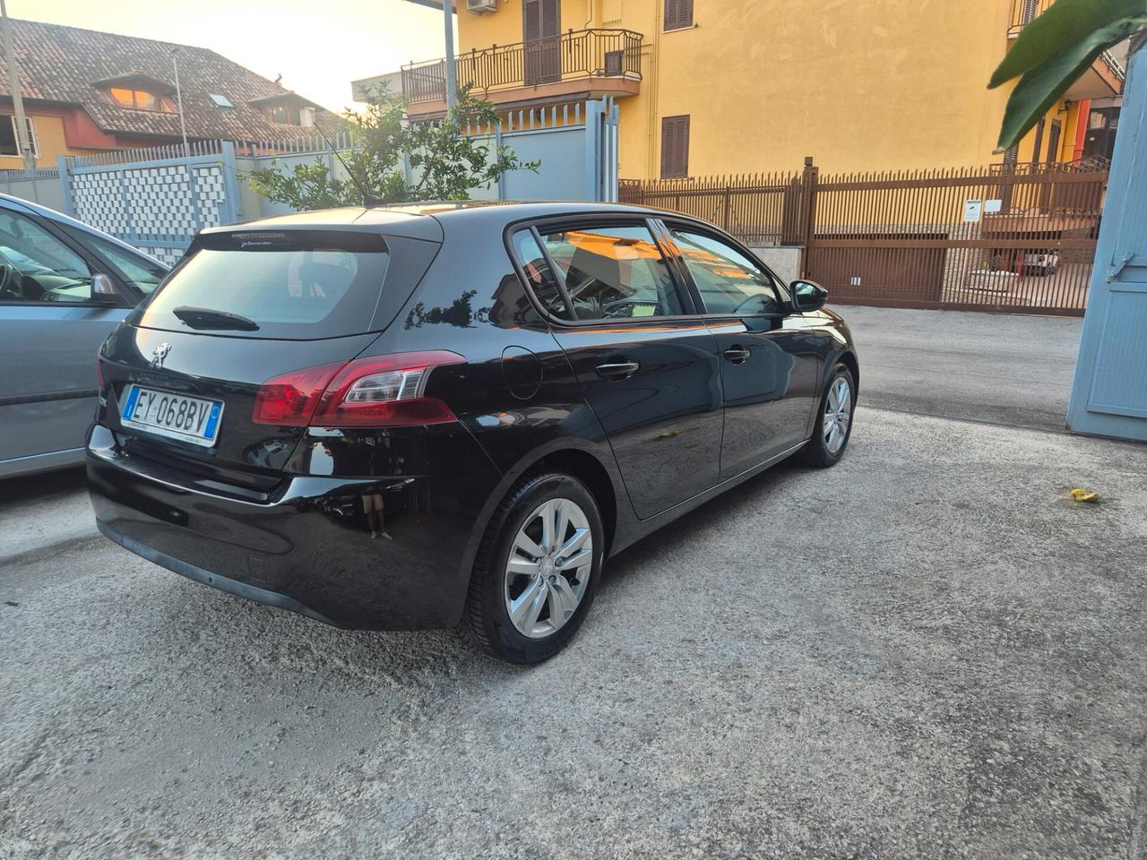 Peugeot 308 1.6 e-HDi 115 CV Stop&Start Active